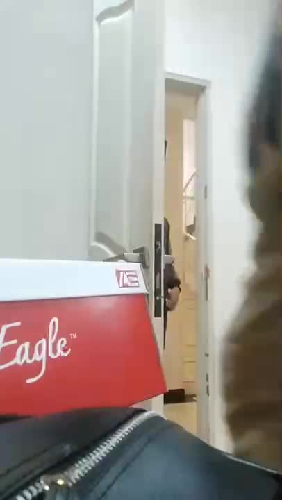 Video Prank Handuk Lepas